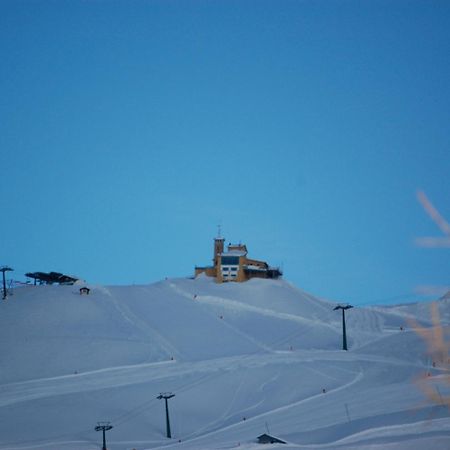 Tana Della Volpe Hotel Colle Colle Sestriere Kültér fotó